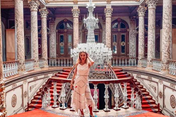 Дворец Долмабахче